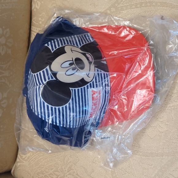 Disney Other - New with tags Mickey Mouse Hat
